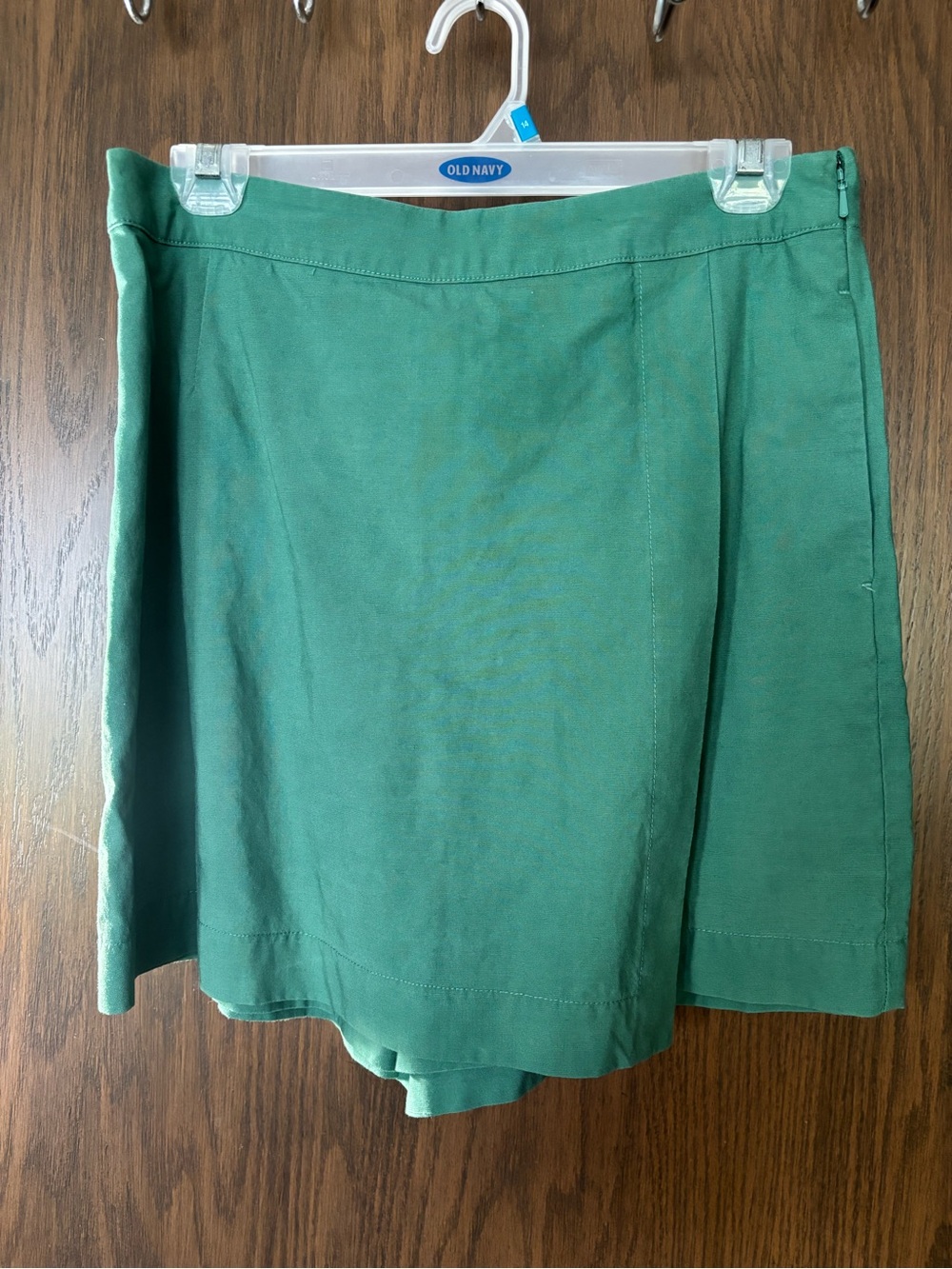 UNIQLO Women's Green Skirt Skort